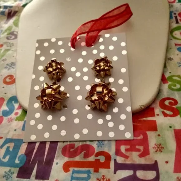 KOHL'S Holiday Christmas Double Gift Bow Metallic Gold 1.65" Drop Earrings**NEW! - Picture 2 of 4